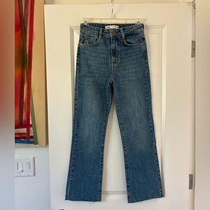 Zara jens, size 2 cropped flare denim